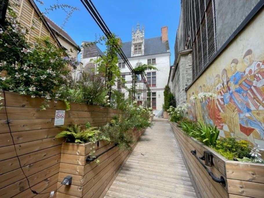 Appartement Au Coeur De Troyes Exterior photo