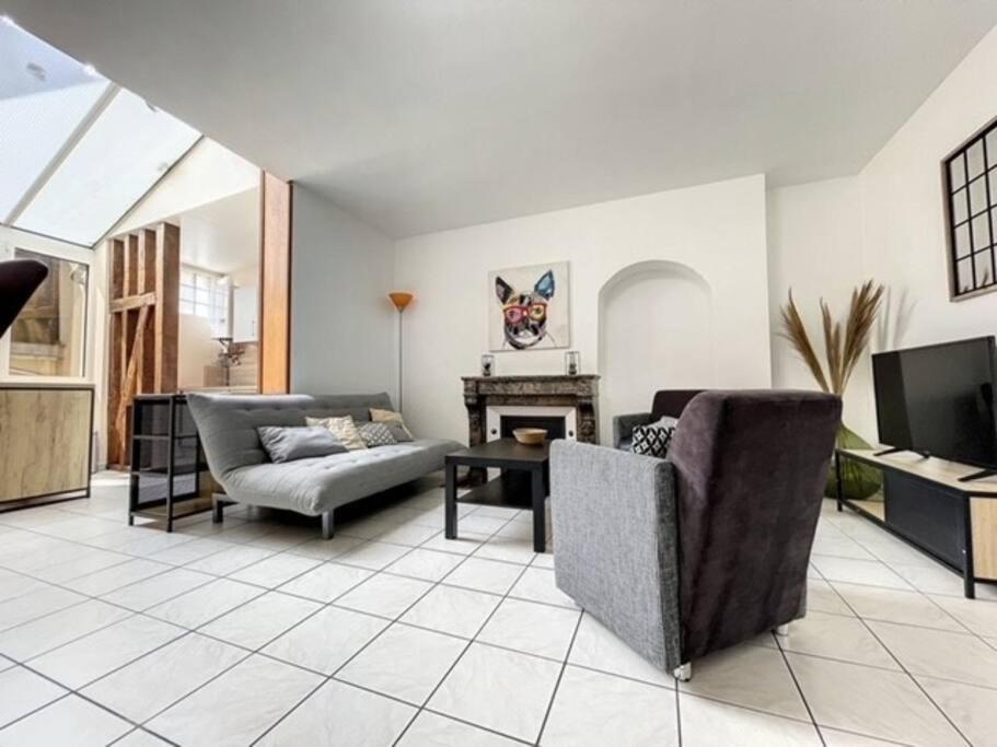 Appartement Au Coeur De Troyes Exterior photo
